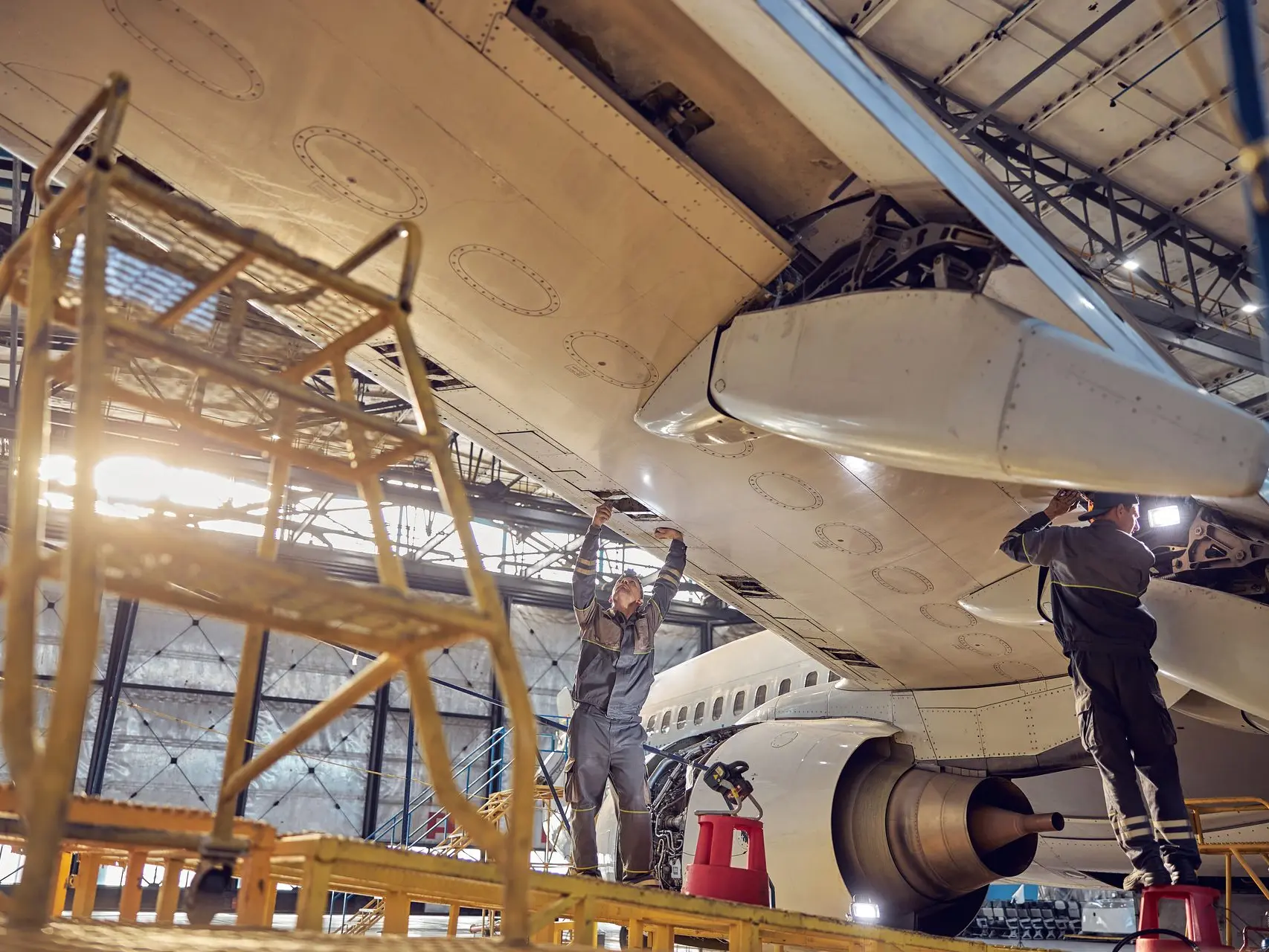 datos sobre mantenimiento aeronáutico en españa